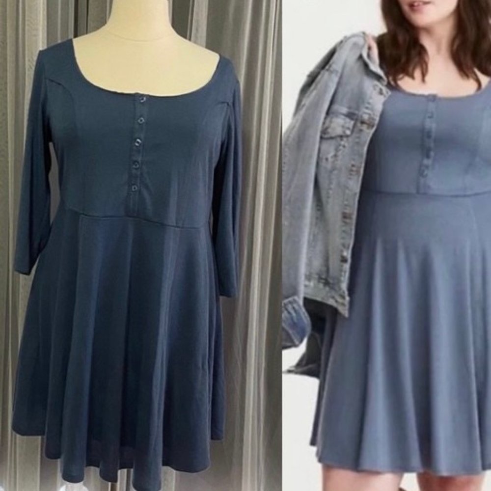 Torrid size 3 blue/grey dress!